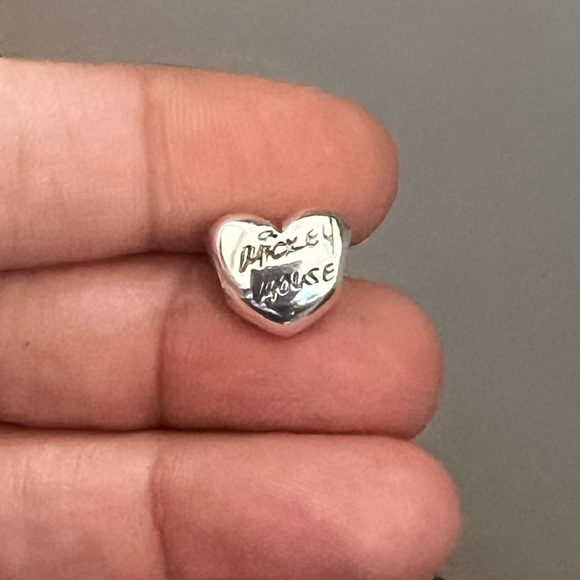 Disney Parks Exclusive Pandora Mickey Mouse Signature Charm - Picture 2 of 3